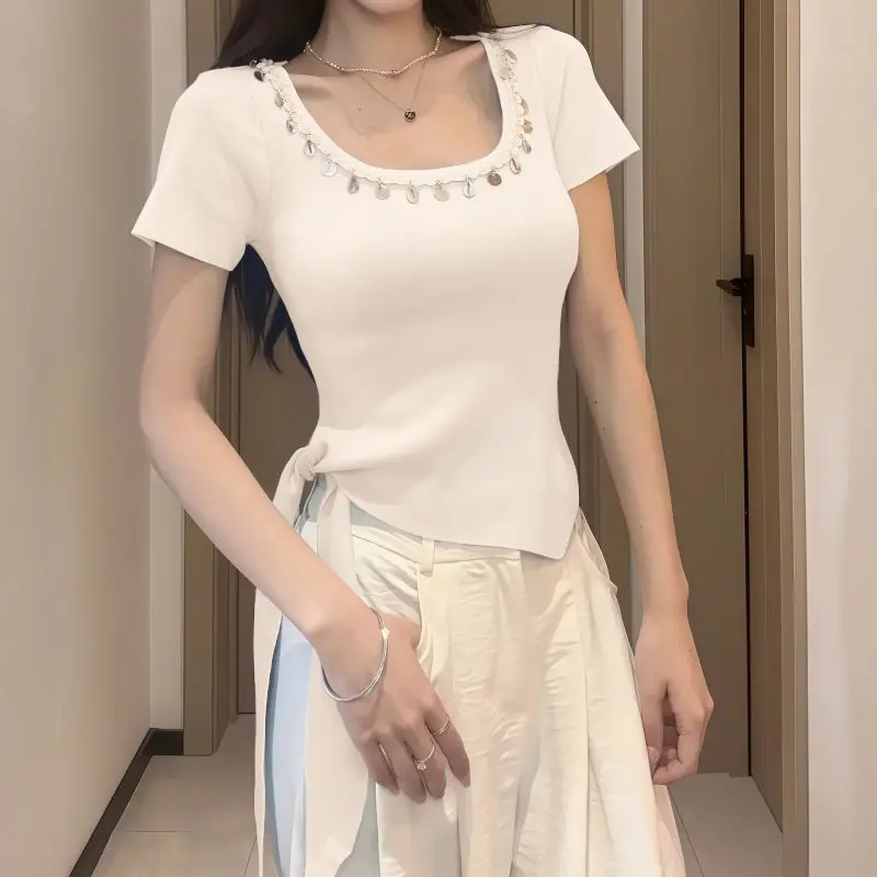 Short-sleeved Women's Top Bestseller New French Stylish Design Slimming and Flattering, Popular Online ClothingYY178
