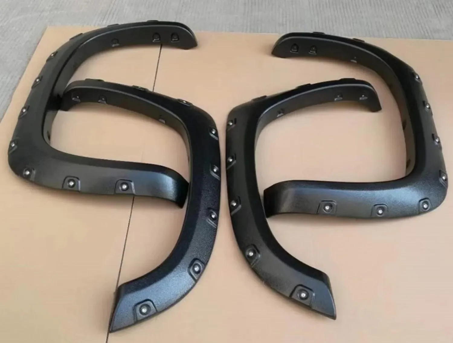 Car Fender Flares Arch Wheel Eyebrow Protector Mudguard Sticker for Toyota Tundra 14-20
