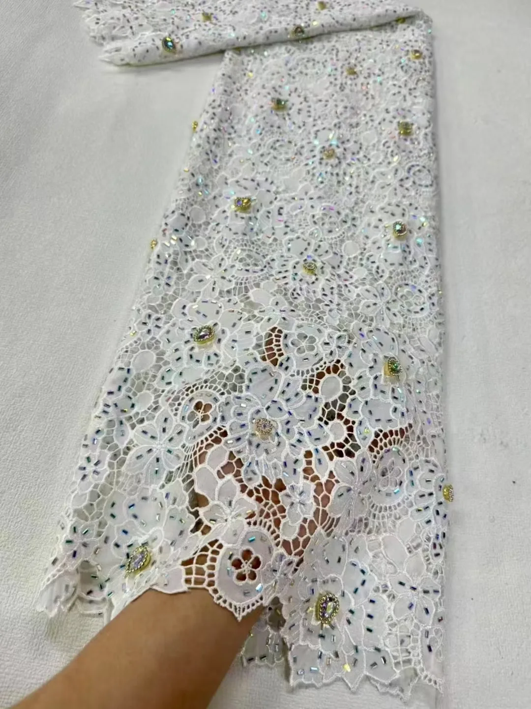 

2025 High-Quality Nigerian Tulle Lace Fabric for Wedding Dress Embroidery Sequins Party Guipure Chiffon Sewing JL498 5Yard