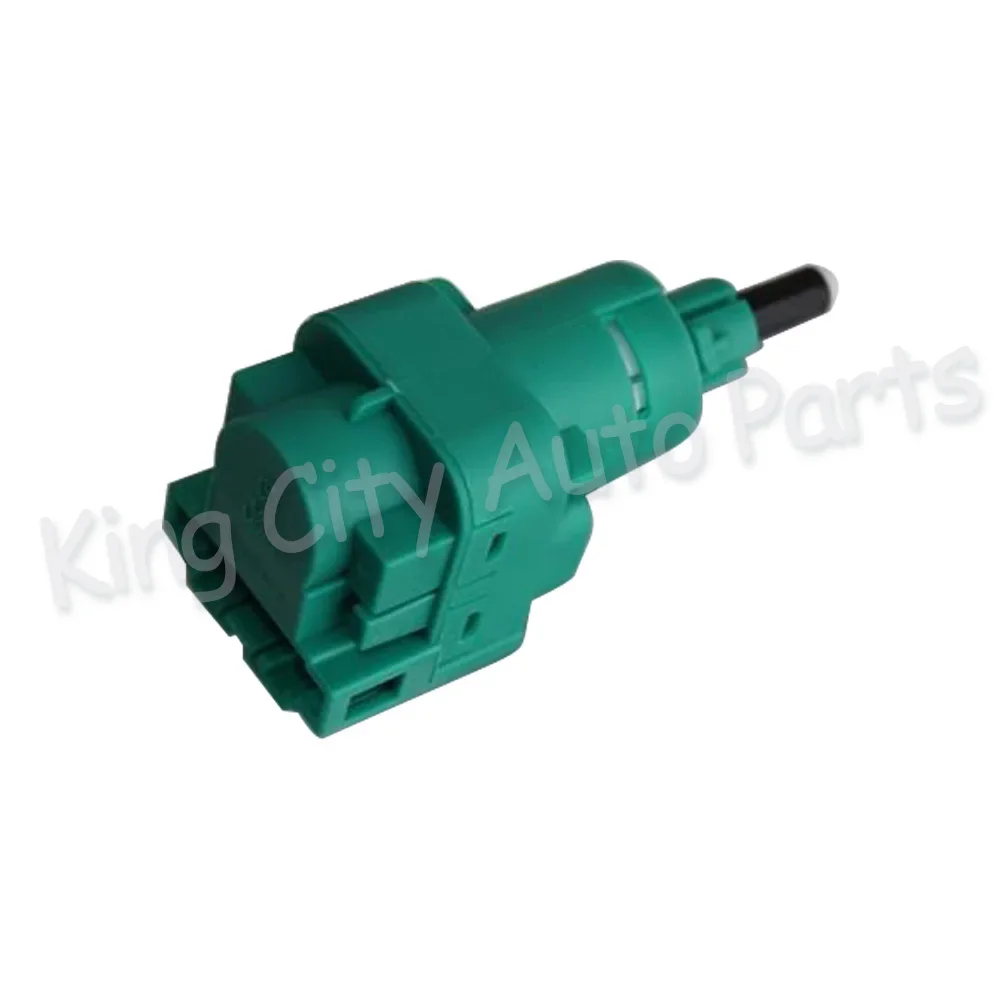 For Volkswagen POLO PASSAT B5 BORA JETTA LAVIDA FABIA SANTANA-VISTA 3000 brake light switch Stop Lamp button