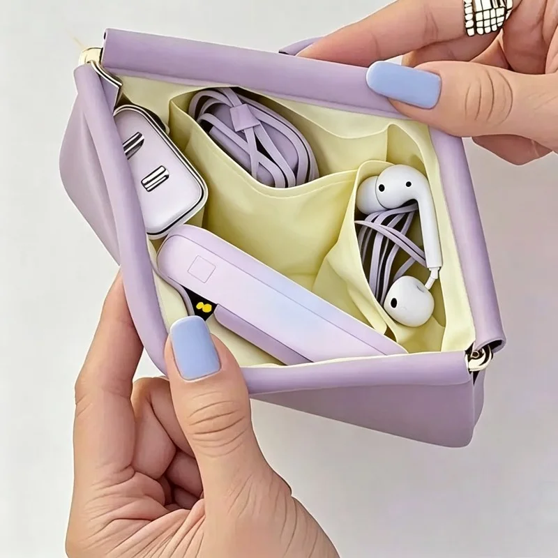 Bolsa Mini Portátil de PU com Fecho Automático para Armazenamento de Fones de Ouvido, Cabos de Carregamento, Moedas e Batons