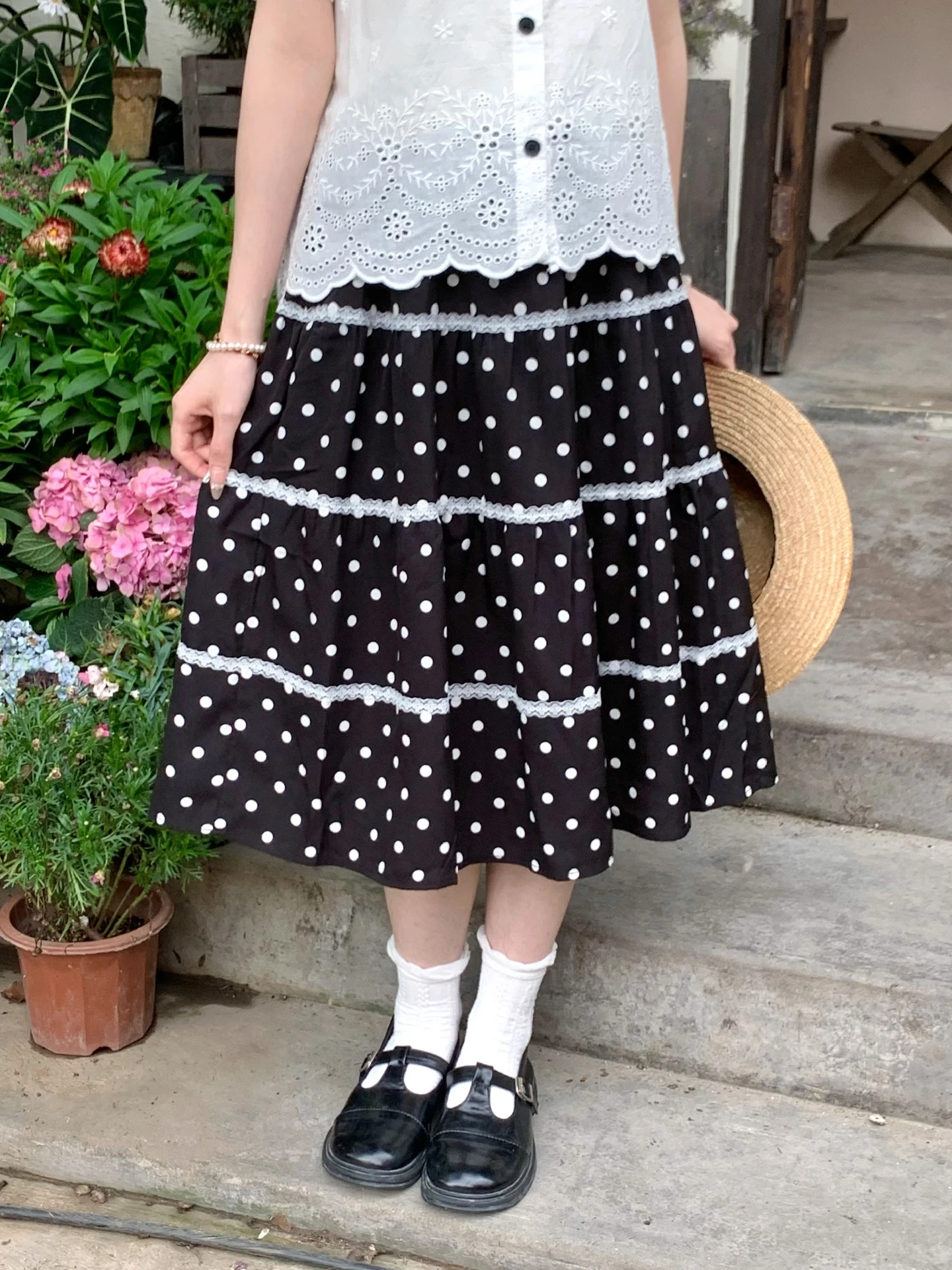 

Sweet Mid-Length Half Skirt with Elastic Waist And Polka Dot Lace for Women Spring Summer Korean Style A-Line Skirt