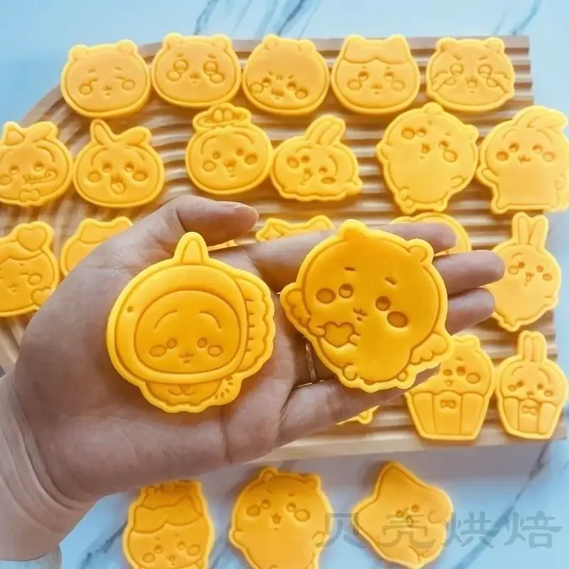 Kawaii Chiikawa Character Cookie Stamp Set Cartoon Cute Usagi Momonga Cake Decor Mould Press Mold Pastry Cutter for Baking