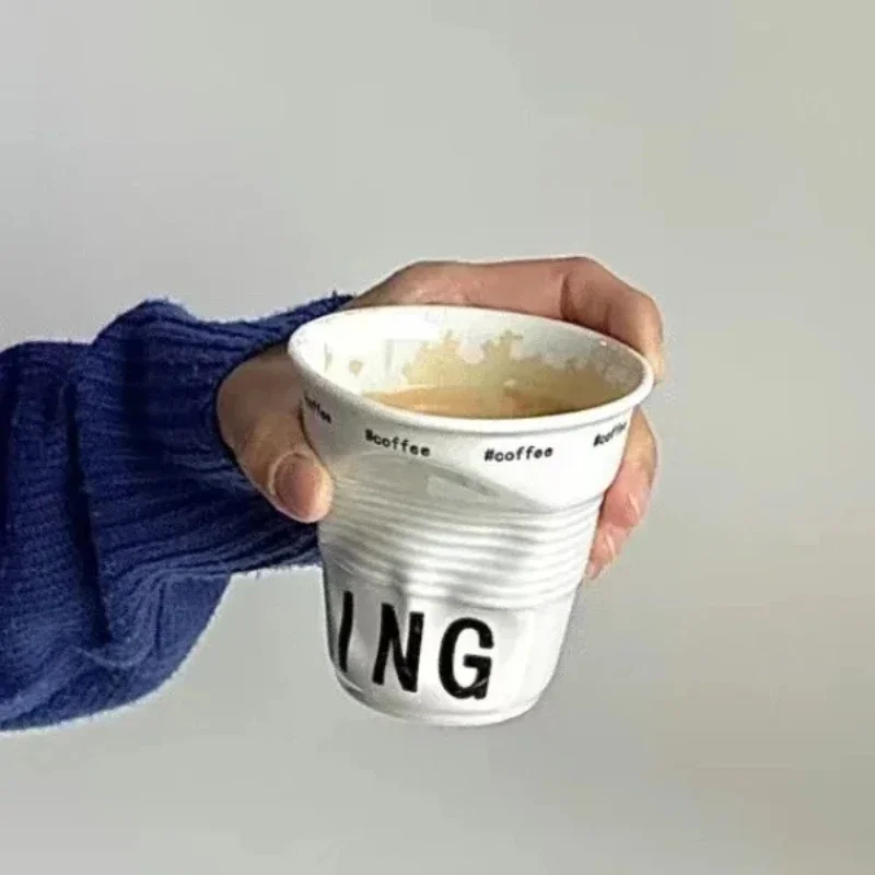 Korean Style Letter Pattern Cups Coffee Mugs White Ceramic Nordic Wrinkle Cup 200ml Drinking Milk Tumbler English Letter Mug