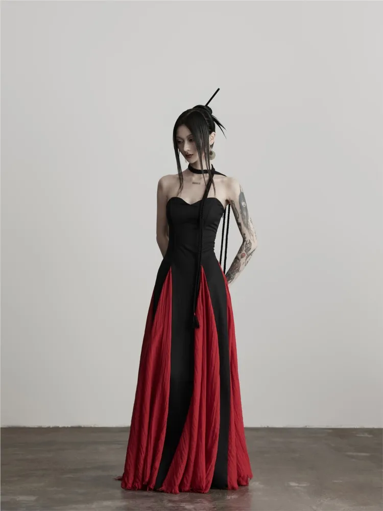 

A super beautiful long dress with black and red strappy straps jumpsuit