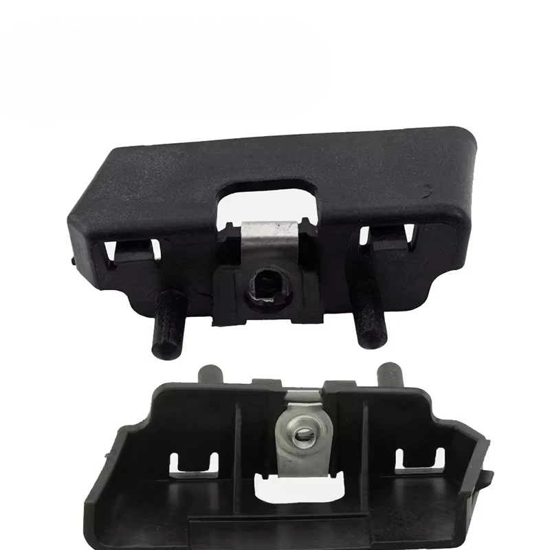 

A set of 2 safety lever bracket holders for stamping trucks