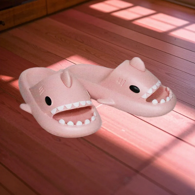 

Model fashionable and cute shark-shaped slippers,suitable for mother and child to wear,available in various colors for selection