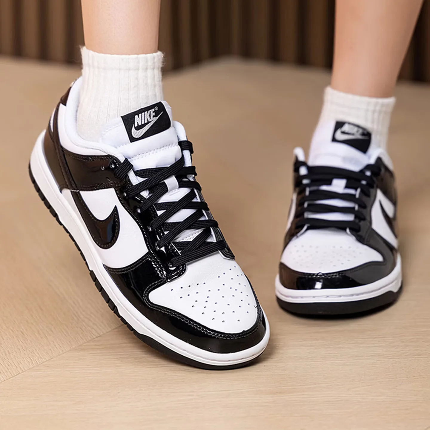 Original Nike Dunk Low Se Street1 Women's Sneakers Skateboarding Shoes Plaid Fashion Wearable Casual Shoes Iv5104-102