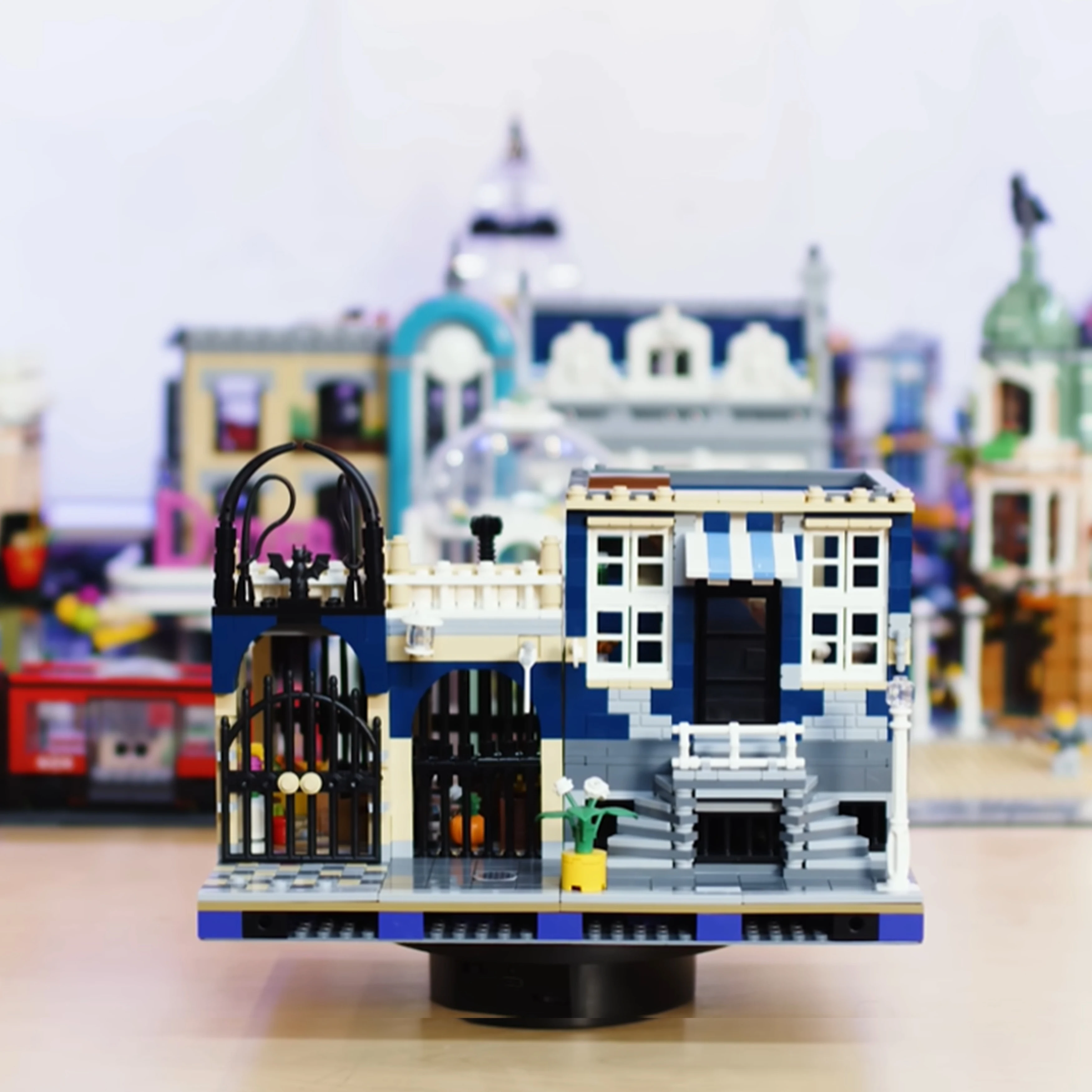 Compatible 10190 MOC Street View Building Blocks European Market Street House Architecture Model Display Set