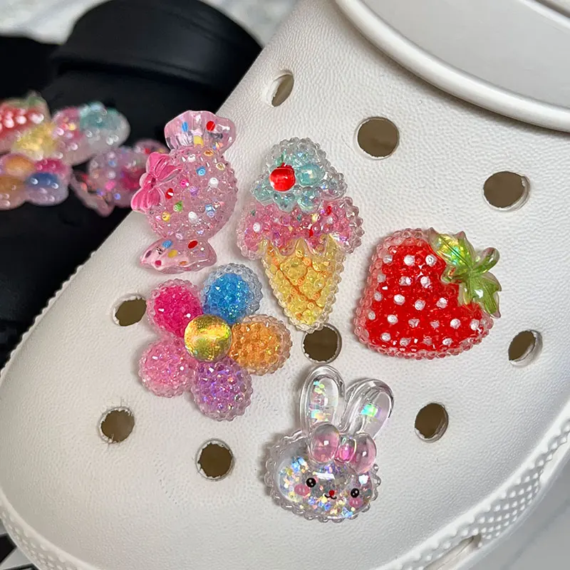 

Shiny Cute Sugar Strawberry Flowers Shoe Charms for Crocs Slipper Accessories Garden Sandals Clogs Pins Decoration Girl Gift
