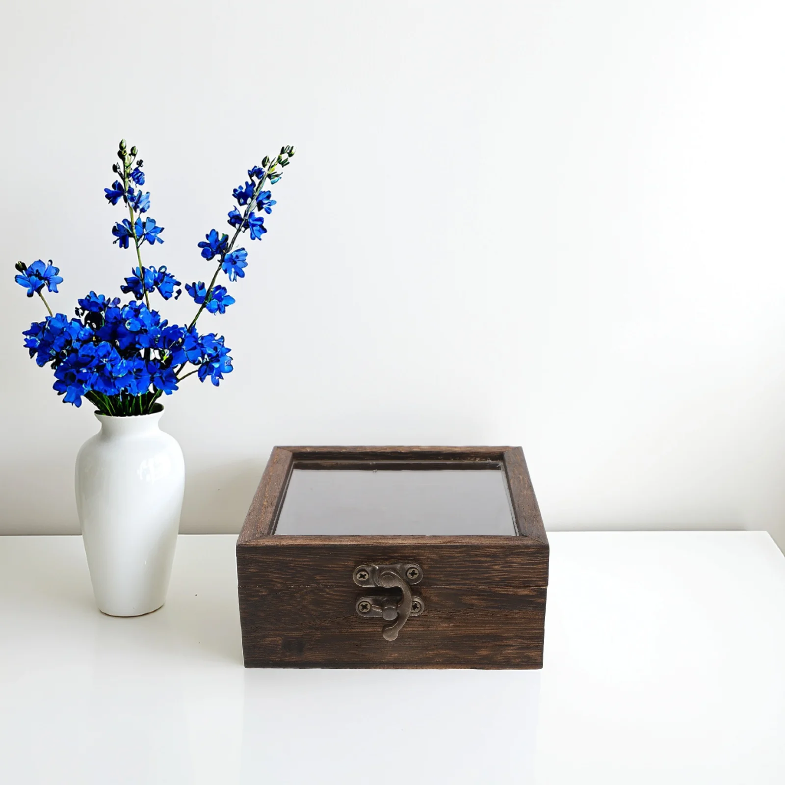 Wooden Insect Specimen Box Flip Top Design Butterfly Collection Case Dried Flower Display Eternal Flower Storage Keepsake Box