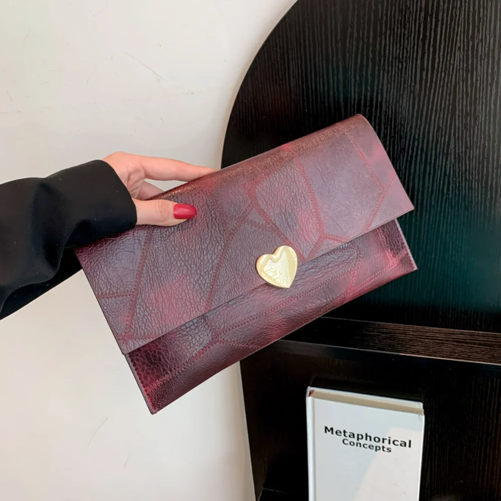 Retro Leather Women'S Clutch Bag Personalized Envelope Bag Coin Purse Large Capacity Wallet Heart Shaped Snaps Handbag