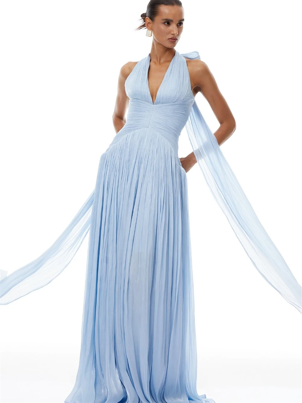 

Customized Exquisite Blue Chiffon Evening Dress High Quality Halter Sleeveless Homecoming Dress Soft Special Occasion Gowns