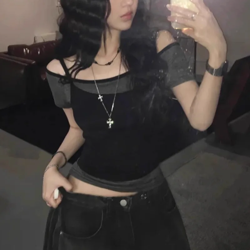 2025 Summer New Korean Contrast Color Casual Short-sleeved T-shirt Women + Sexy Slim All Match Camisole Two-piece Suit