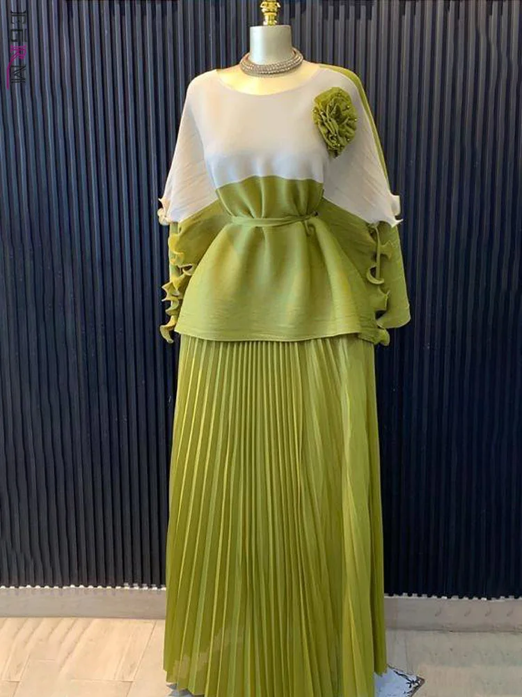 

EGRM Pleated Sets Women 3D Flowers Splicing O-neck T Shirt and Loose A Line Skirt 2 Pieces Set New 2025 Female Clothing 7R5608