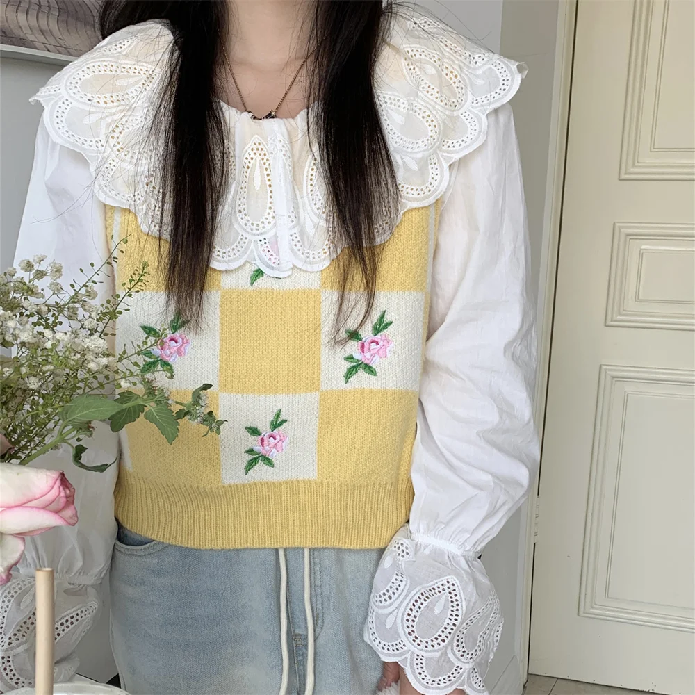 PLAMTEE Korea Women Shirt Peter Pan Collar Lace 2023 Chic Flowers Sleeveless Vest Sets Slim Casual Office Lady Sweet Spring New