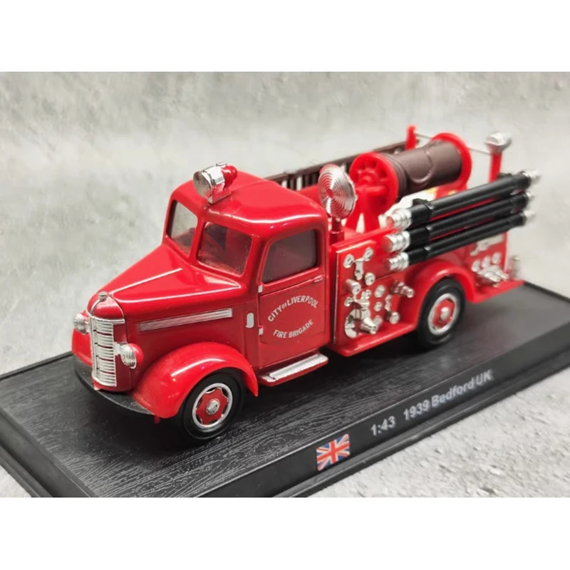 Diecast 1:43 Scale 1939 Bedford UK Alloy Hose Fire Truck Model Finished Simulation Collection Decoration Boy Gift Toy Display