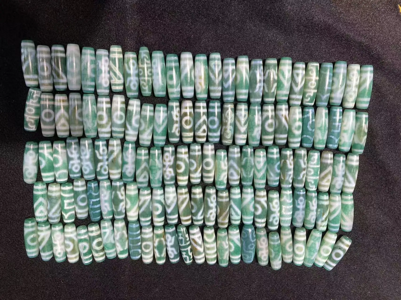 50pcs Wholesale of Origin Dzi Beads Taiwanese Craft Green Line Beads Complete Dragon Pattern Dzi Beads, High Cost-Performance