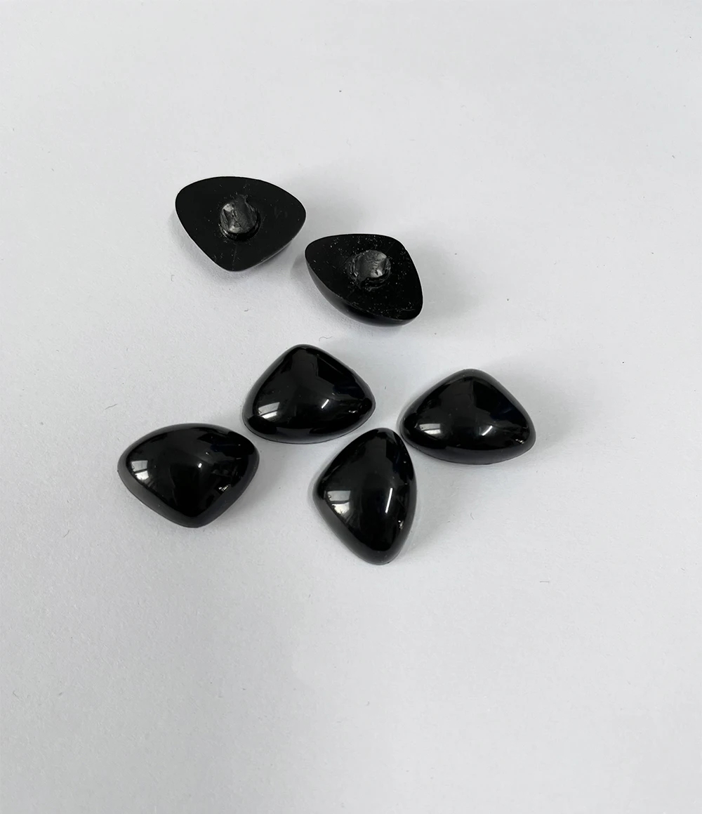 100pcs/lot 20mm black flat  Triangle  flat toy noses  for diy doll findings