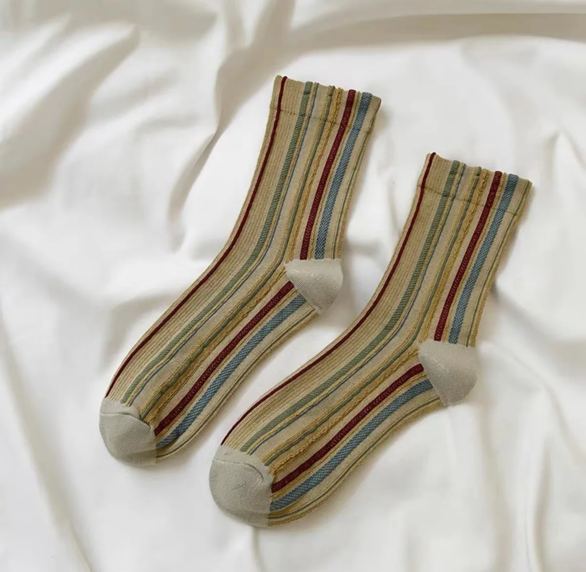 1/5 Paar farbige vertikal gestreifte Damen-Mittelrohrsocken, modische Retro-Kunst, ethnischer Stil, weiche, bequeme Vier-Jahreszeiten-Freizeitsocken – Detail 6
