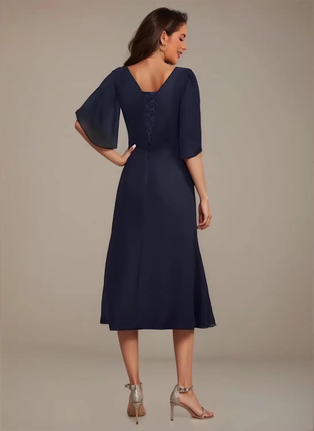 Gaun Ibu Pengantin Wanita dengan Kerah Asimetris untuk Pernikahan Gaun Malam Formal Lengan Pendek Berbahan Sifon