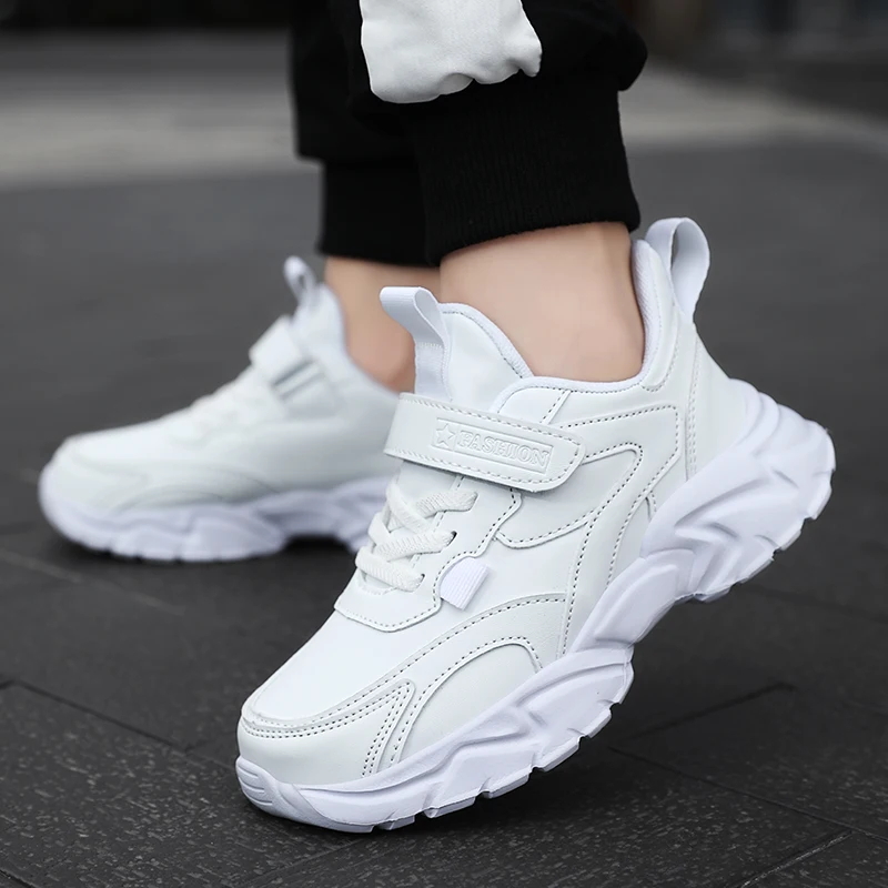 

Детская кожаная обувь для улицы, для мальчиков 5-16 лет, теннисные кроссовки, противоскользящая обувь с мягкой подошвой, прогулочная обувь, спортивная повседневная обувь для девочек