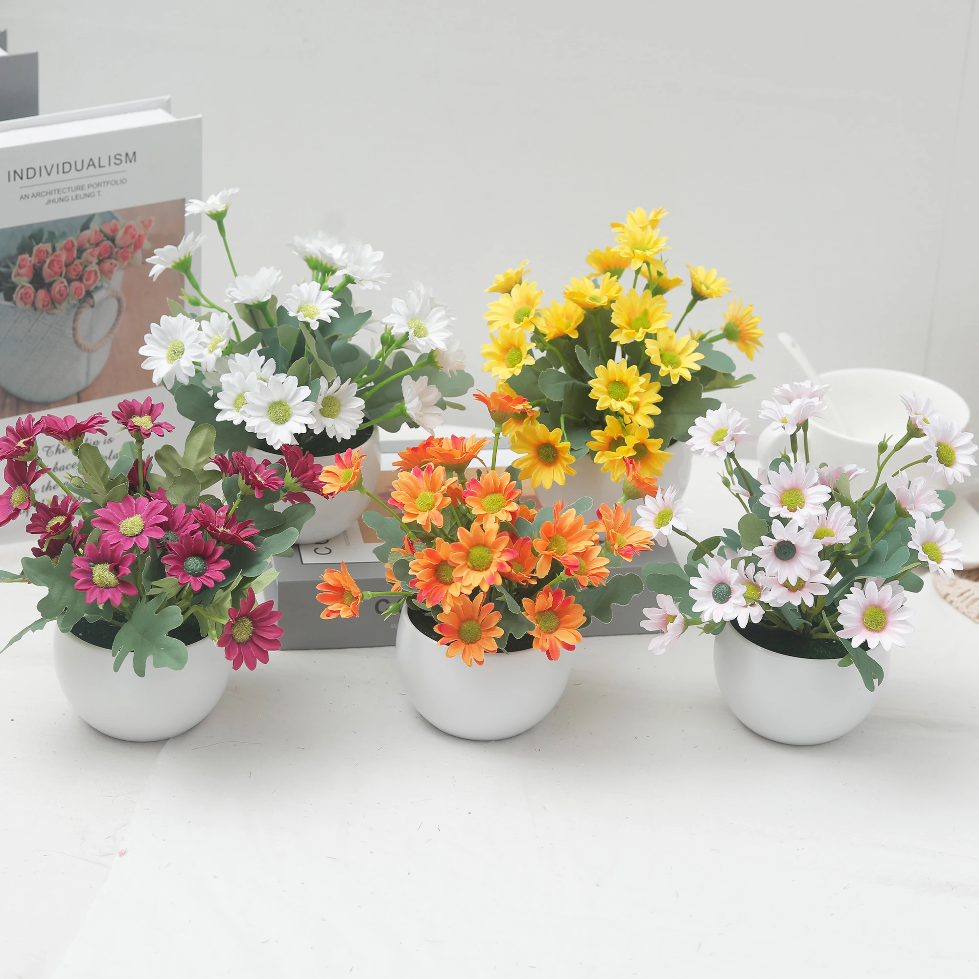 Künstliche Gänseblümchen-Bonsai-Tischdekoration für Zuhause, Hochzeiten, Feiertage, Gartenpartys, DIY-Arrangements, Kunstblumen-Topfpflanze