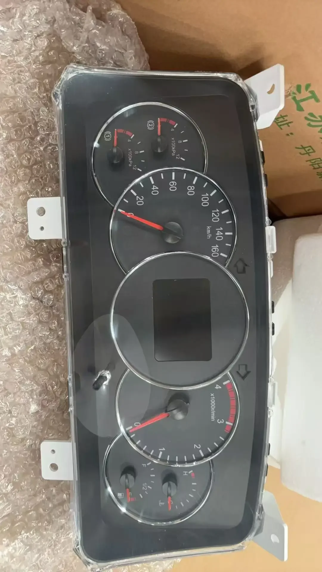 JAC Truck Instrument Assembly Manufacturer Offers High-quality Truck Body Parts 3820100LE740 at Low Prices for Direct Sales