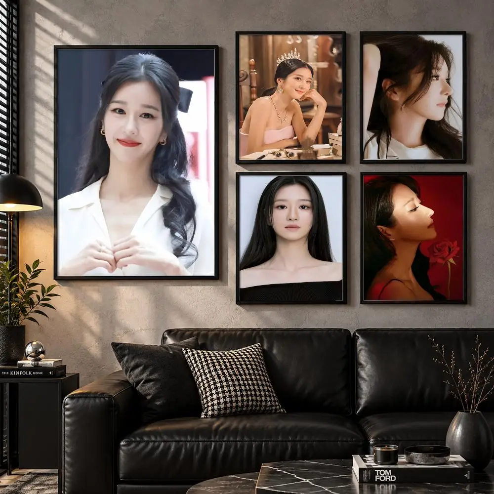 Seo Yea-ji Korean Actress Dramatic Screen Presence Chic Portrait Poster Aesthetic Unframed Wall Prints for Bedroom & Living Room