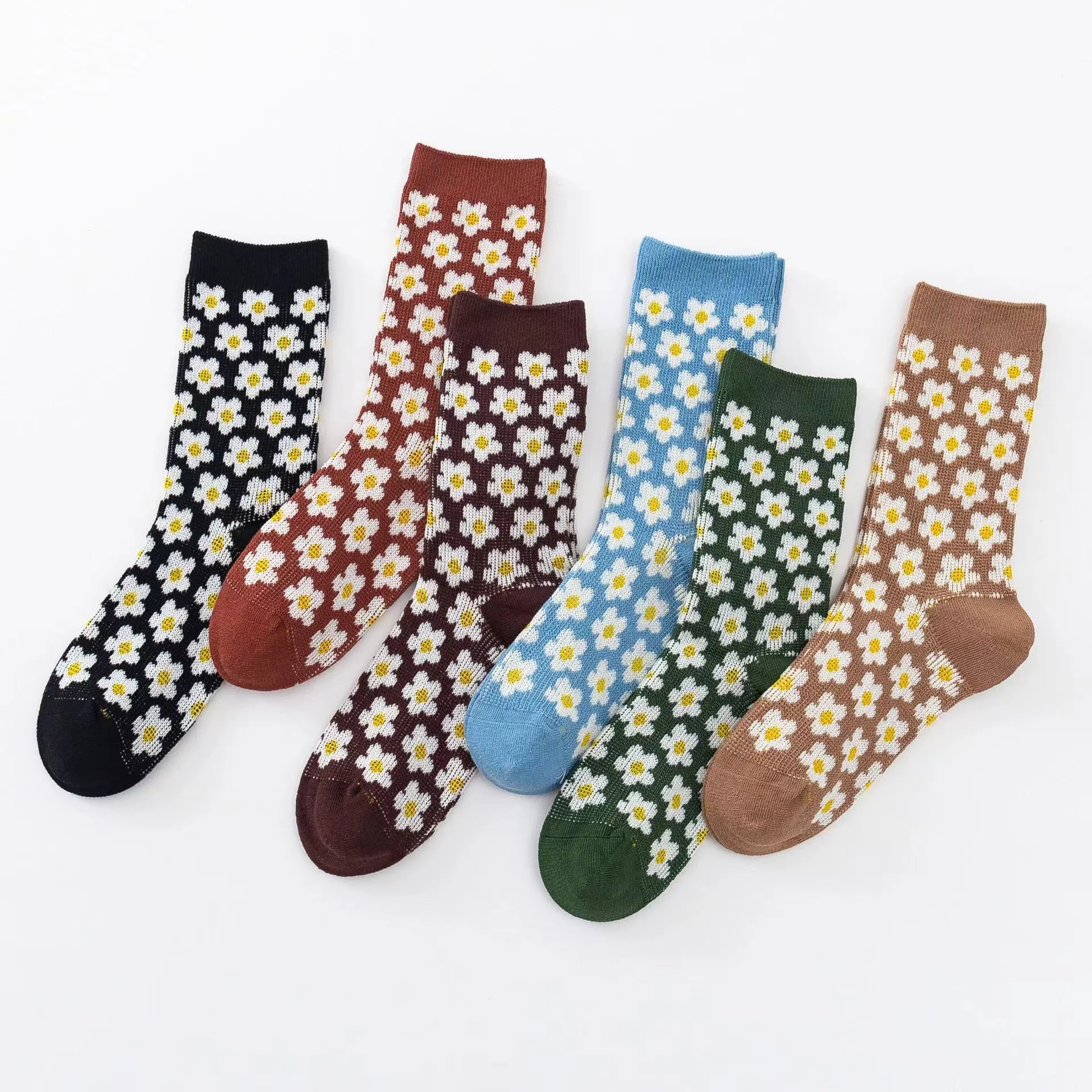 

Men Women Socks Couples New Spring Autumn Traditional Style Little Flower Floral Daisy Student Trendy Ins Retro Cotton Socks