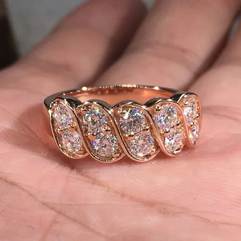 2026 Luxury Women Wedding Rings Rose Gold Color Modern Fashion Female Accessories Party Statement Lady Jewelry Drop Shipping