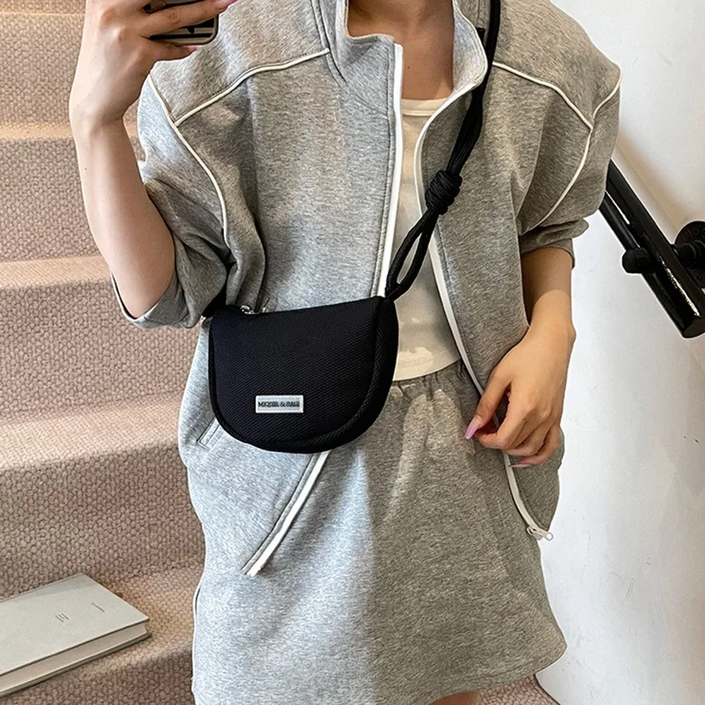 

Korean Style Half Moon Bags Large Capacity Waterproof Dumpling Shoulder Bag Solid Color Casual Sports Crossbody Bag Unisex