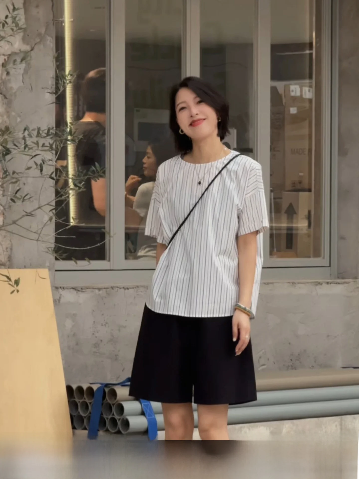 

Женская рубашка из чистого хлопка с длинными рукавами, в полоску, тонкая, с круглым вырезом, весенне-осенняя, модная, бежево-белая, с цветовыми блоками, на пуговицах