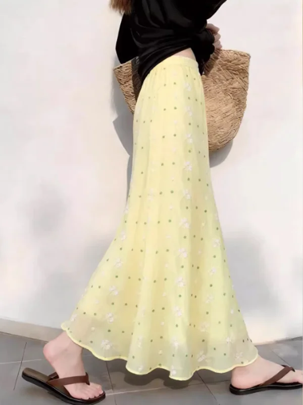 Spring 2026 Fashion High Waist Yellow Polka Dot Half Skirt A-Line Gown Commute Friendly Full Skirt Ladies Casual Wear