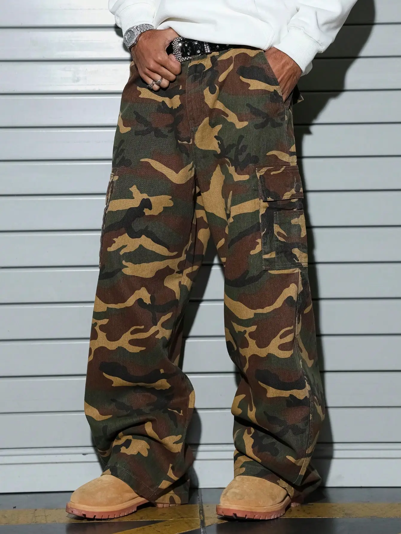 Men's Classic Woodland Camo Multi Flap Pocket Baggy Wide-Leg Cargo Pants, Y2K Hip-Hop Streetwear Denim Trousers