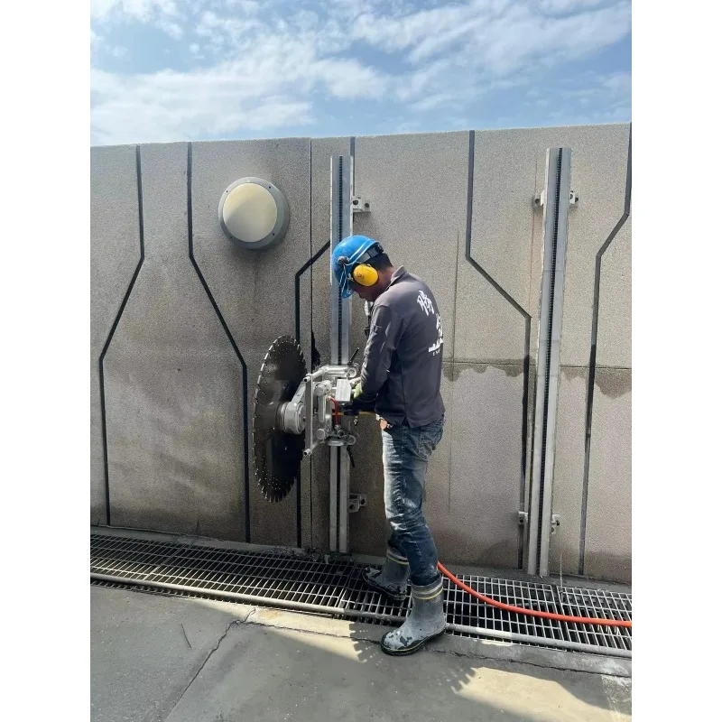 High Frequency Electric Concrete Wall Saw Machine With Remote Control 1000mm Blade For Reinforced Door Window Opening Cutting