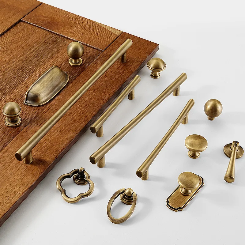 French Vintage Brass Handles for Furniture Bedroom Wardrobe Dresser Nightstand Drawer Handles Bronze Bookcase Wine Cabinet Pulls
