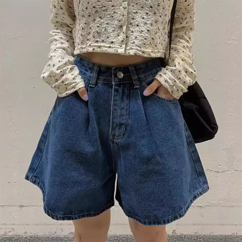 

Vintage Loose High Waist Women Denim Shorts Korean Style Casual Fashion Solid Color Pleated Shorts Summer Simple Versatile Short