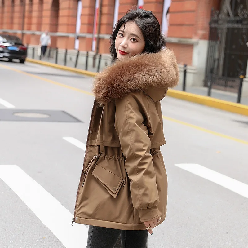 Giacca invernale da donna in cotone caldo spesso di alta qualità Parka da donna con cappuccio con coulisse in pile ispessito giacca skinny da donna