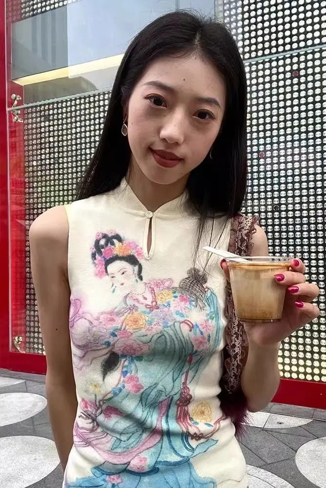

​ ​ Лето 2029, облегающая футболка Cheongsam с вырезом без рукавов, современный дзен, улучшенная кривая, Subtle Provocateur ​ ​