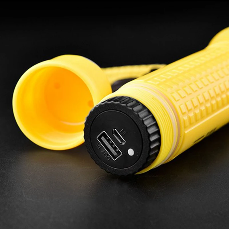 Diving Flashlight 1000LM LED Focused Long Lasting Waterproof Night Diving Fishing IPX8 Underwater Light, White Light