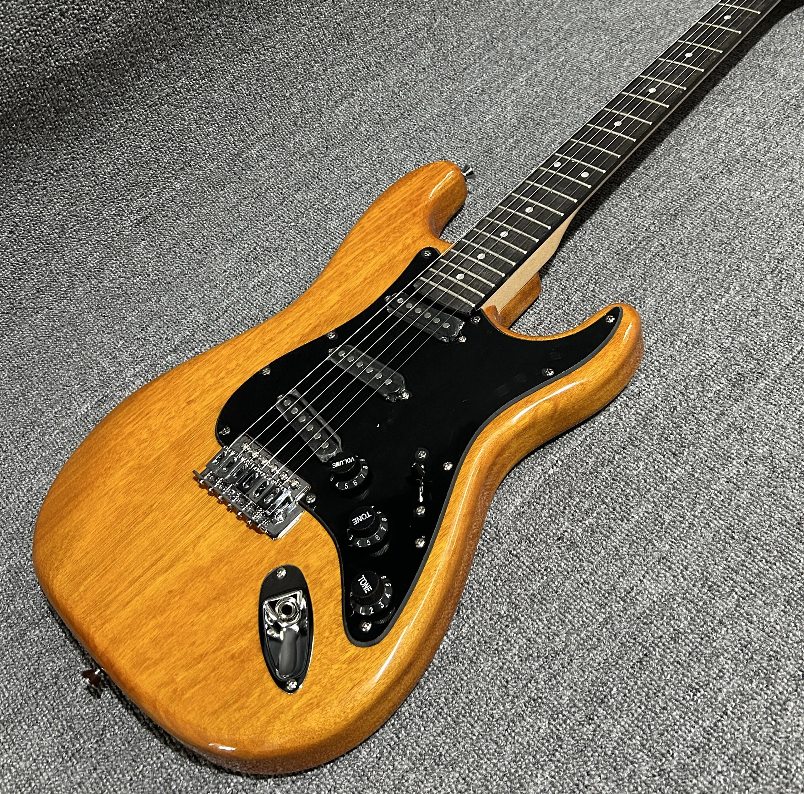 2026 HOT 22 Frets Wood Color Guitar SSS Pickups Rosewood Neck Classic Rock Music Single Shake Qin Bridge Music Gift