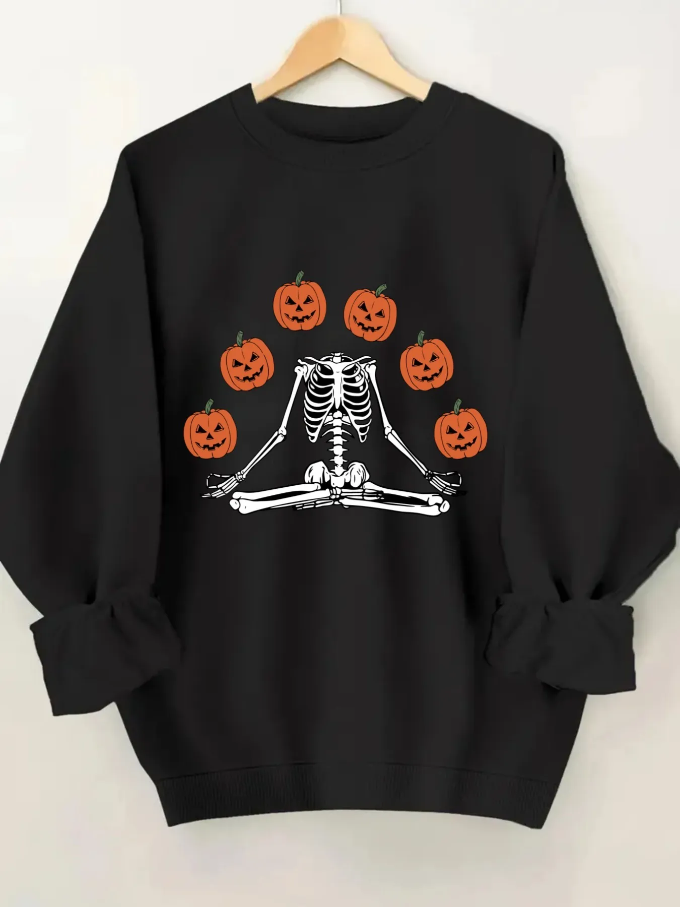 Women's Crew Neck Pullover Sweatshirt Skeleton Meditating Pumpkins Design, Soft Casual Long Sleeve, Daily Casual Top Outfit, Winter Women's Clothing, Halloween Costume Outfit