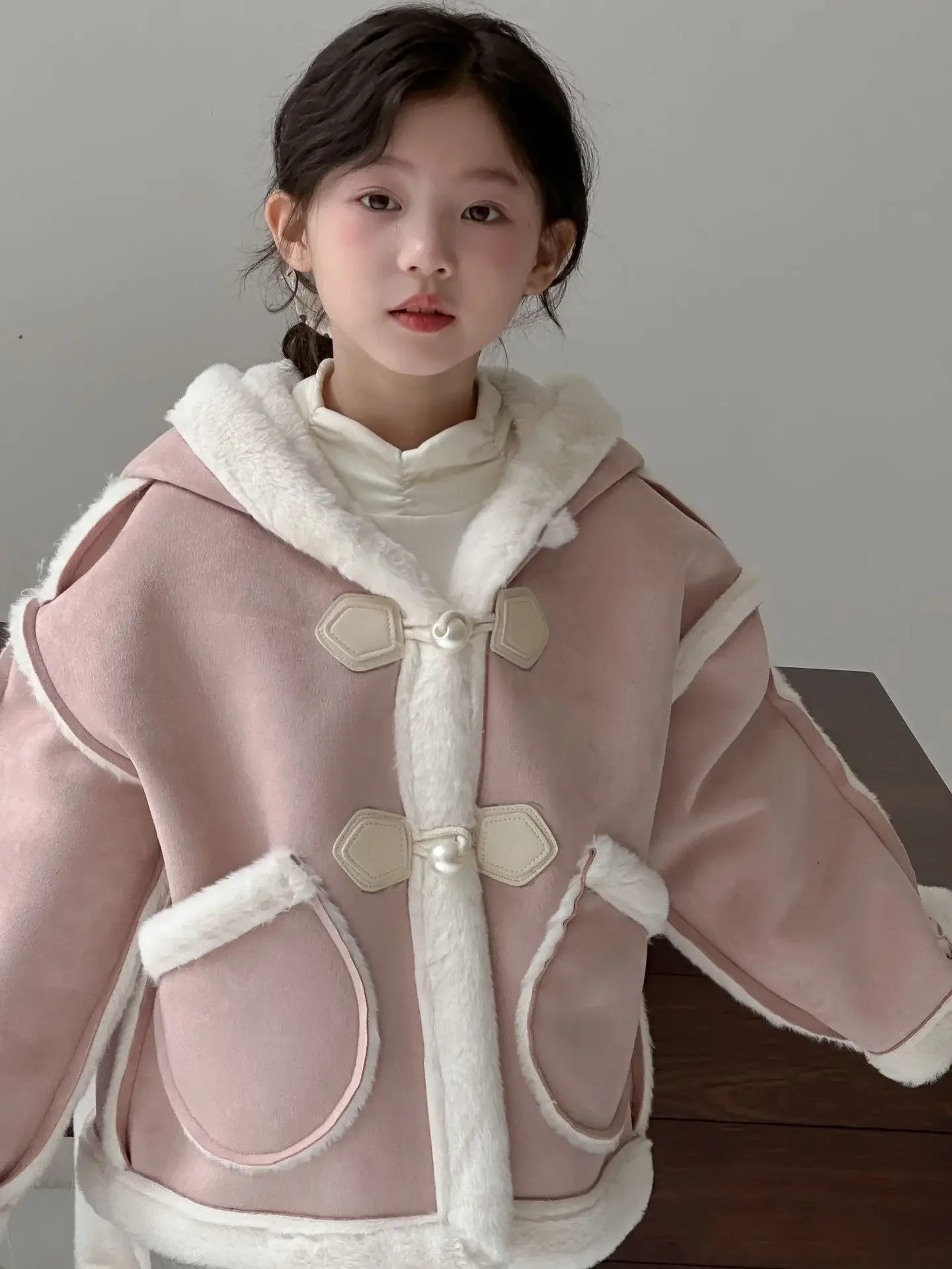 Girls Coat 2024 Winter New Childrens Clothes Girls Baby Foreign Sweet Rabbit Ears Hooded Fur Coat Casual Simple and Daily