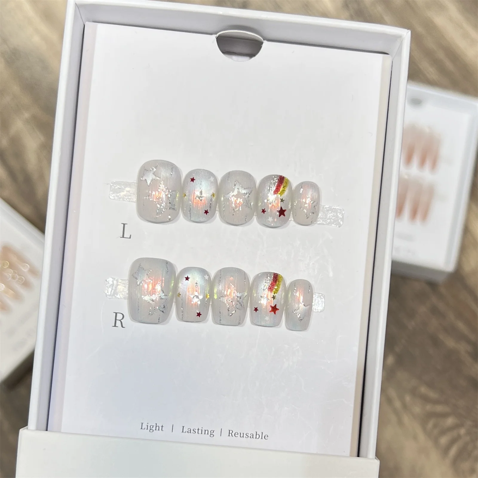 10 Stück kurze künstliche Nägel, glänzend, Aurora, handgefertigt, zum Aufdrücken der Nägel, bunte Stern-Designs, vollständige Abdeckung, zum Aufkleben, falsche Nägel, Patches