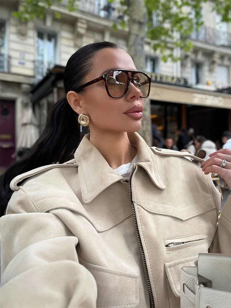 المرأة التلبيب طوق جيوب ملابس خارجية عادية البيج الجلد المدبوغ اقتصاص شيك سليم سترة 2025 جديد الصيف الشارع تخفيف الصلبة معطف للسيدات