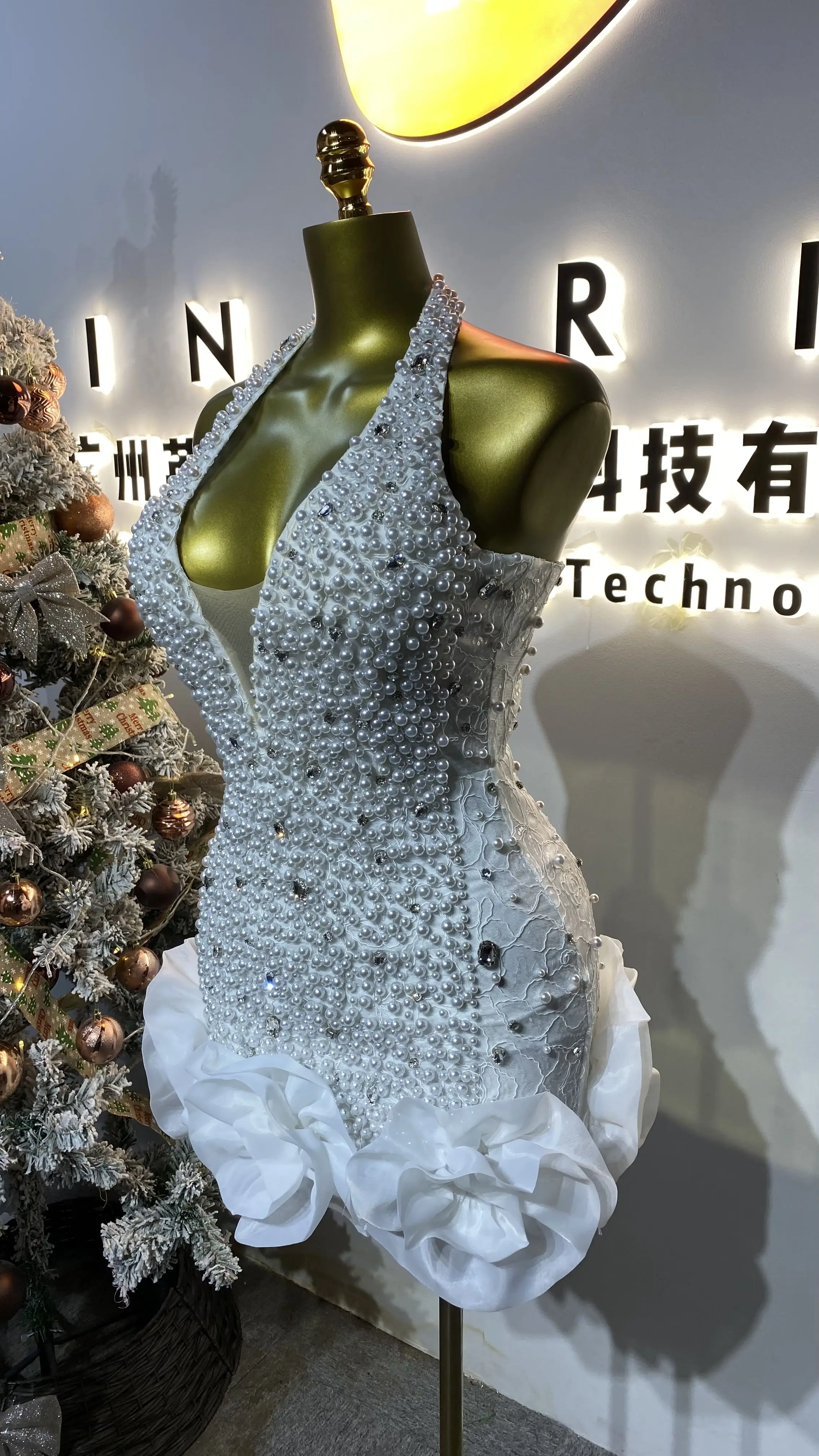 2025 New Luxury Backless Mini Party Dress, Women's Fashion Evening Gown, Birthday Dress, Pearl Beaded Short Skirt-GZXX254