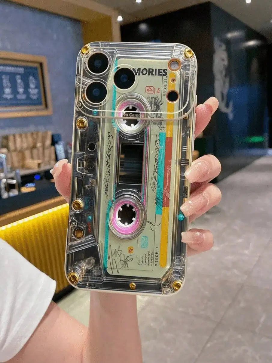 

A Creative Design Of A Retro Music Cassette Phone Case That Is Shockproof, Suitable For Apple For 17/16/XR/11/12/13/14/15 Plus Pro Max/Plus And Other Models. It Is Durable, Resistant To Dirt And Fingerprints, Making It A Perfect Birthday Gift For Your Gir
