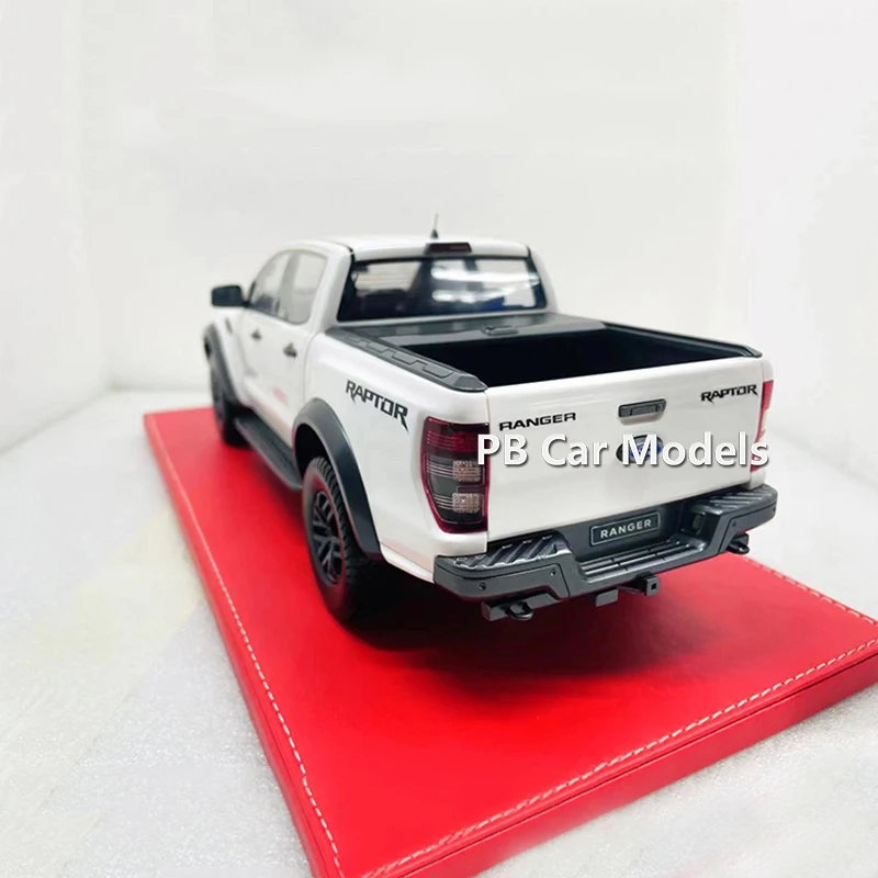 Cavalry pickup truck model MK 1/18 2019 Ranger Raptor car model