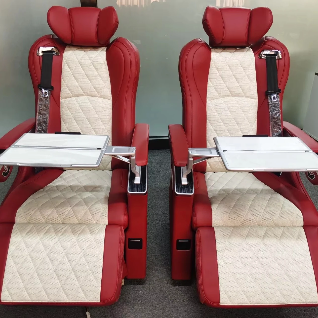 

Factory Direct Sale Luxury Electric Car Seat With Folding Table for VAN Sprinter HIACE Bus MPV Vclass Metris Vito W447